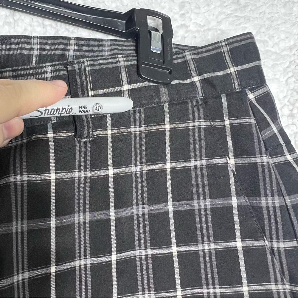 Adidas Golf Shorts Mens Size 38 Black Plaid Flat Front Golf/Chino Shorts - Picture 9 of 10